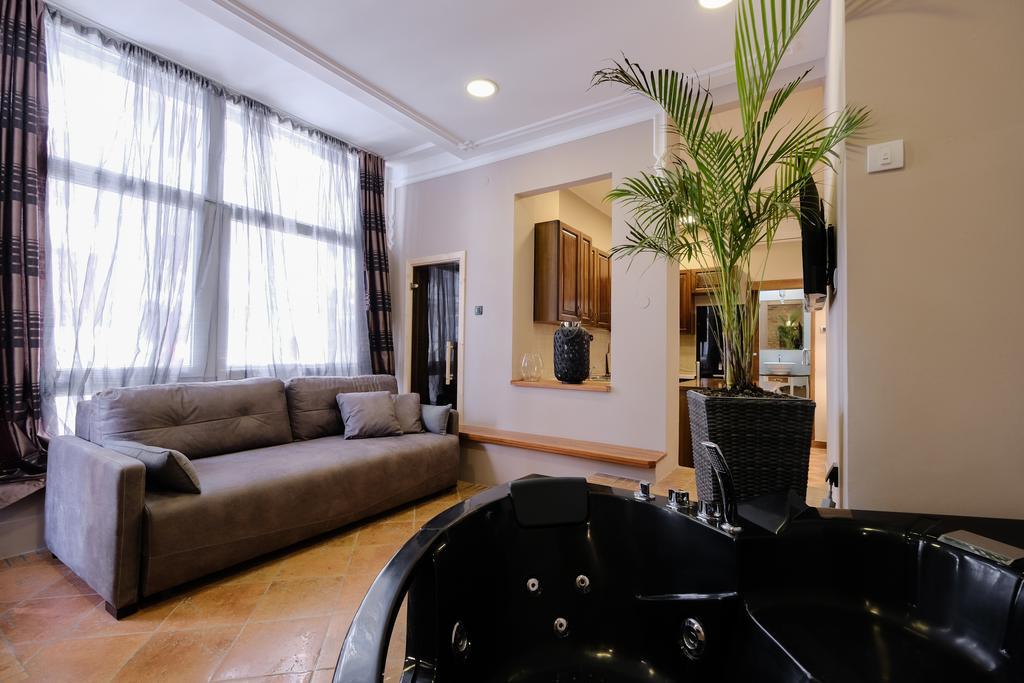 Ben Akiba Luxury Suites เบลเกรด ภายนอก รูปภาพ